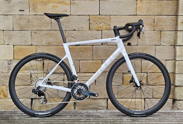BMC Teammachine SLR 01 Three SRAM Force AXS Metallic White