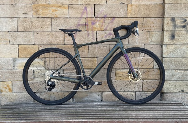 BMC Roadmachine X THREE SRAM Apex XPLR eTap AXS STEEL GREEN / PURPLE