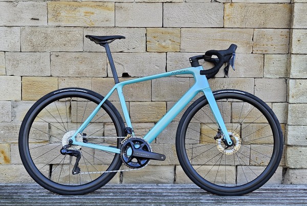 Avona Velum Shimano Ultegra Di2 Faserwerk Bergreif Türkis