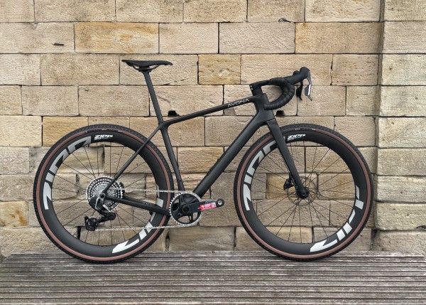 Avona Callis SRAM Force 1x13 Gravelbike Carbon Clearcoat