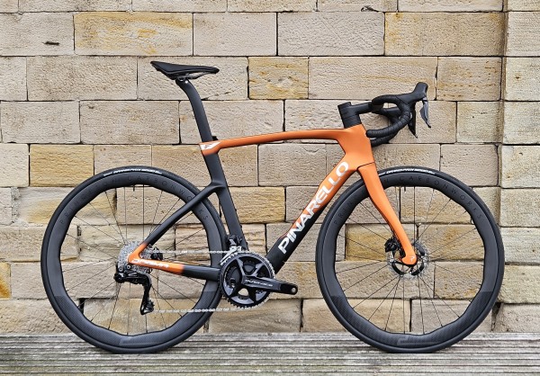 Pinarello Dogma F Dura-Ace Di2 Luxter Amber