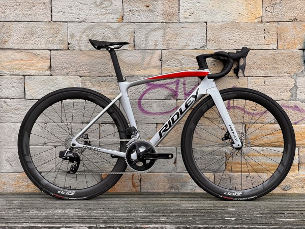 Ridley Noah Disc Sram Rival AXS Etap 2x12 ZIPP 303S NHD01Bs