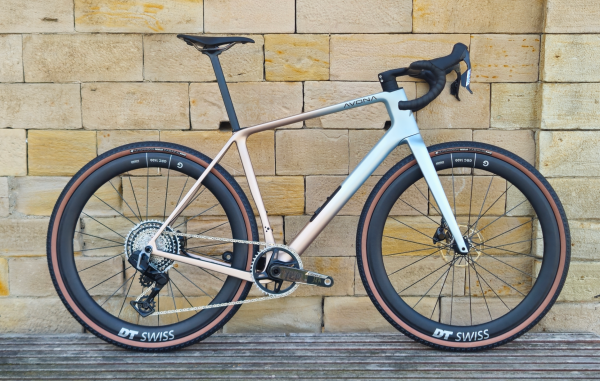 Avona Callis SRAM Force 1x13 Gravelbike BLUE ROSE
