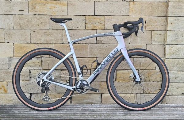 Pinarello Dogma GR SRAM Red XPLR Interstellar Grey
